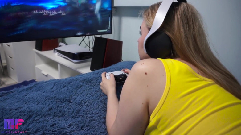 Miss Fantasy: Fucked and facialized step sister while playing PS5