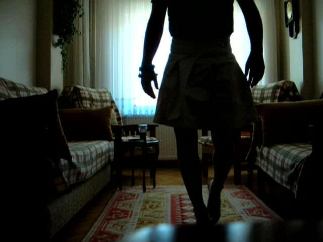 Electrahu: Спідниця і високі підбори