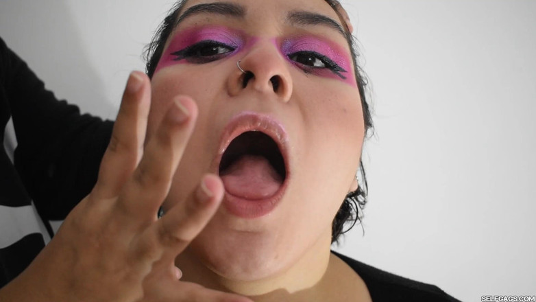 Selfgags Latina Bondage: 荡妇训练正在进行中