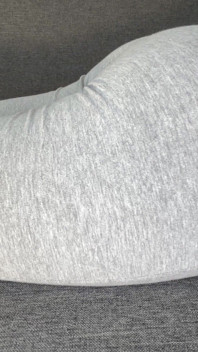 Leggings pedo en primer plano - apestoso directamente en tu cara