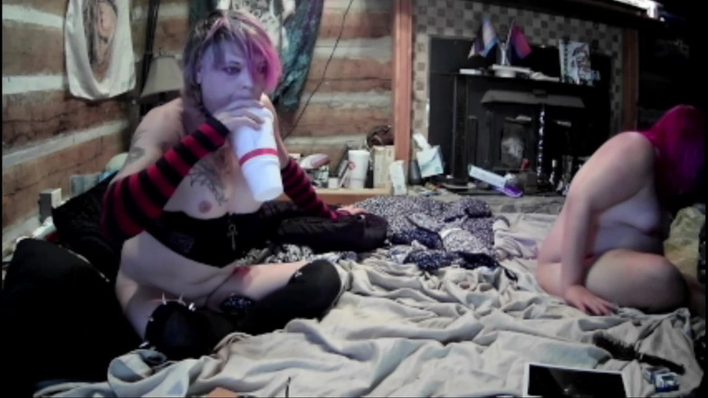 House of whorrors vault of darkness: 3 translesbisk knulla vids älskarinna Cy's Whorrors House 666