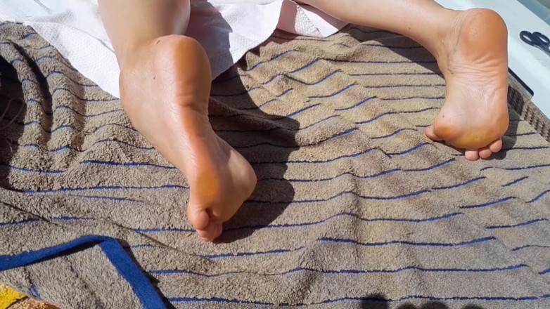 Selena701: Mature Blonde Wife Enjoying Sun