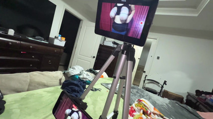 VeeVee Vixen: Puting dan toket baling-baling karet