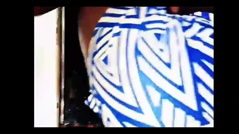 Mascked club: Cewek seksi rambut pirang kulit hitam lagi asik romantis di...