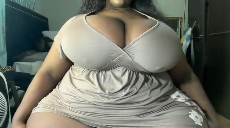 Legendary Booty Overdose: Bbw geme con tette e stuzzica