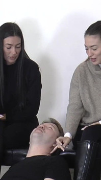 Olga e Natasa fumano