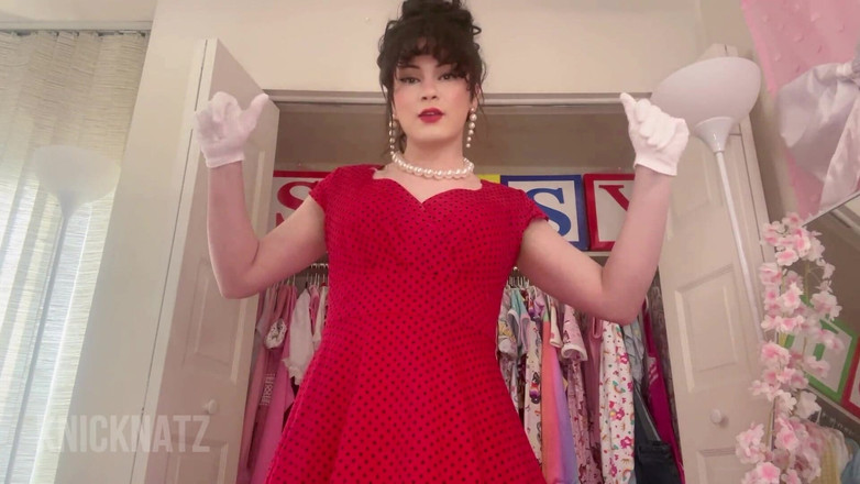 Natalie Napoli: Stepford - esposa, transformación en disparos