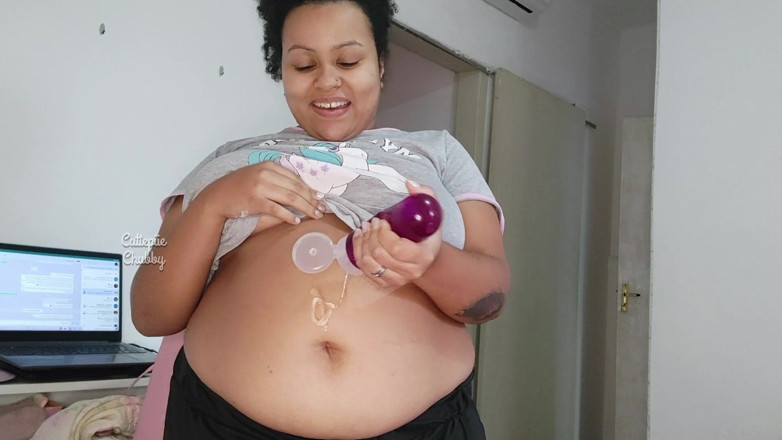 Cutiepiie Chubby: BBW Belly Button Fetish Dildo Play