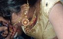Lalita singh: Невестка разгружает ее киску в комнате шурины. Полное развлечение. Шурин и невестка.