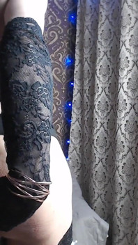 Jebanie Crossdresser pokazuje swój odbyt publicznie pokaz kamerze
