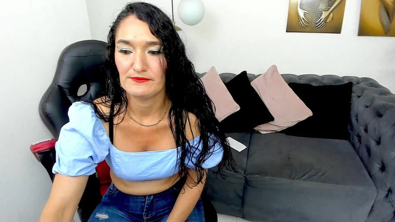 Anny Scorcia: – Büyük bir sikişmeye hazırım.