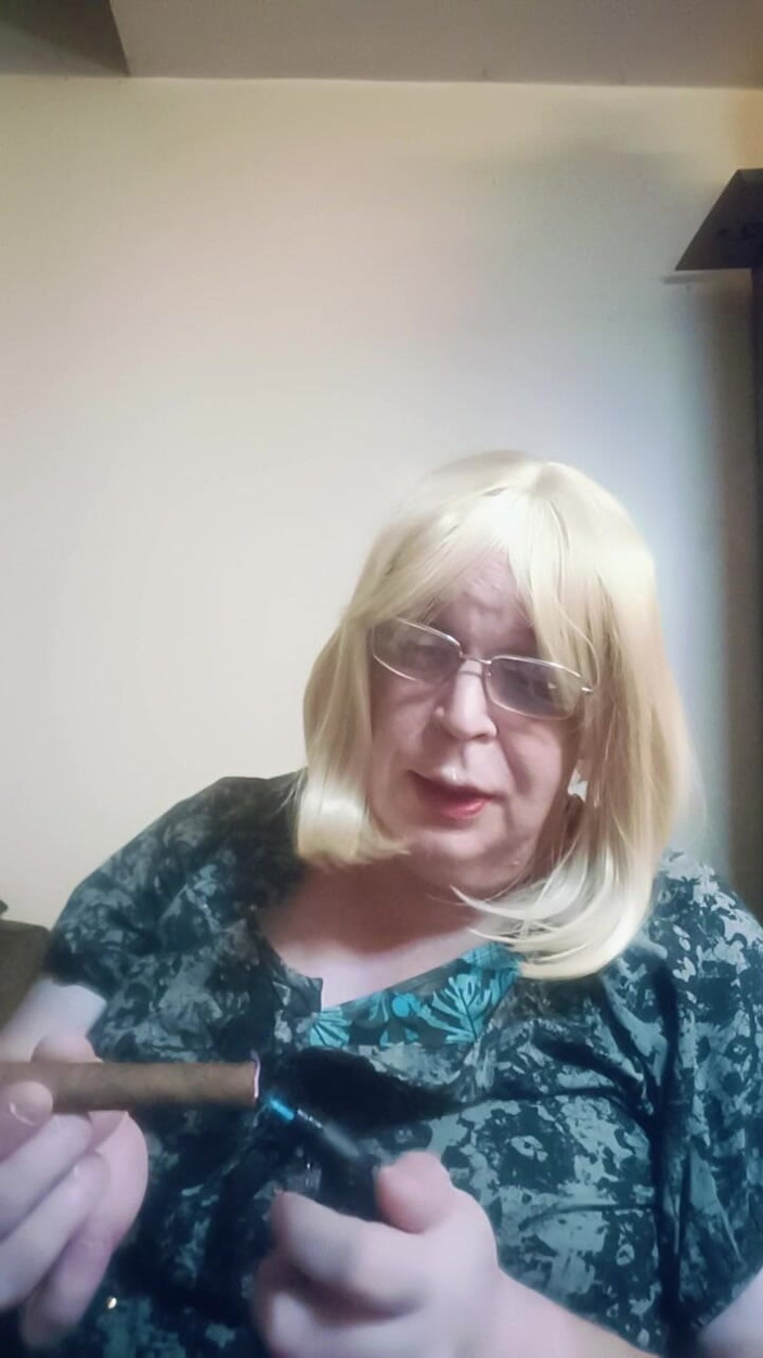 Stephanie-Nicole-TV: September 2026 Vlog - Chewing the Fat Whilst Smoking a Cigar