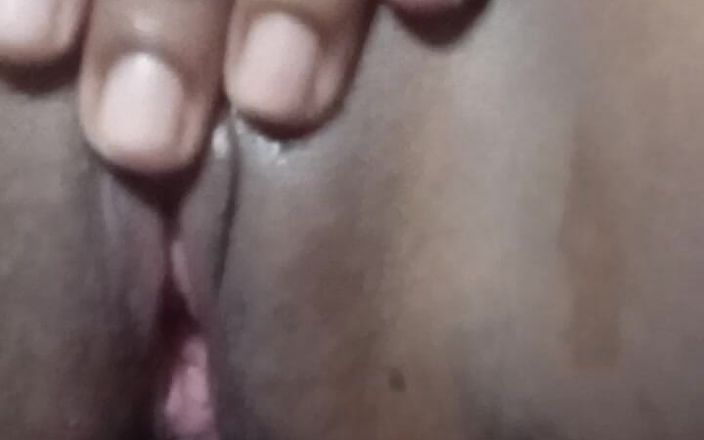 madusanka115: 我感觉我的女孩。