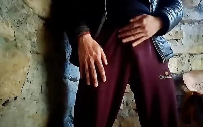 Gangbang straight: Indian Boy Village Pissing