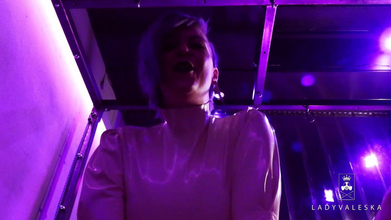 Lady Valeska: Smoke suck and fuck