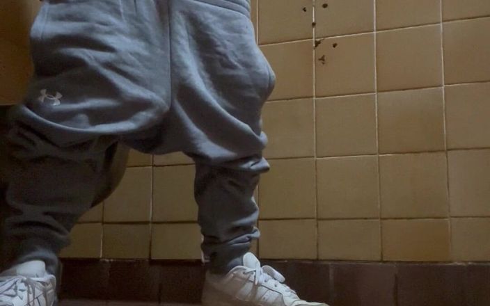 10 inch daddy: Toalett ryck