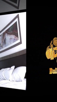 Latina MILF je v gangbangu se zavázanýma očima