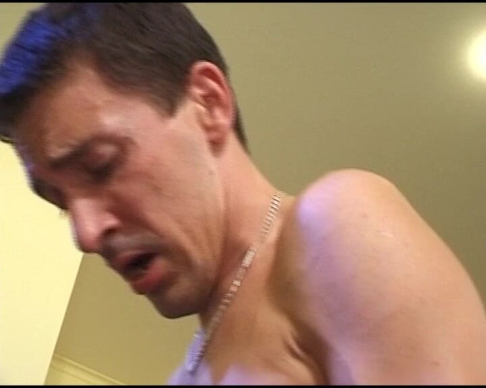 Porno kino: Gepassioneerde kutliksessie met Duitse babe