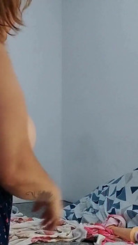 ただ、あの美人が目の前に立ってくるのを見ているだけで、それは長くは続かなかった。