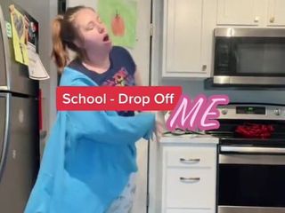 KinkyKatie: Ok, ich bin zurück beim Tik Tok Spiel!