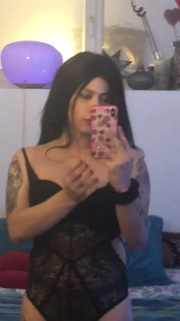 Tgirl Yaritza Vega: Elektronisch