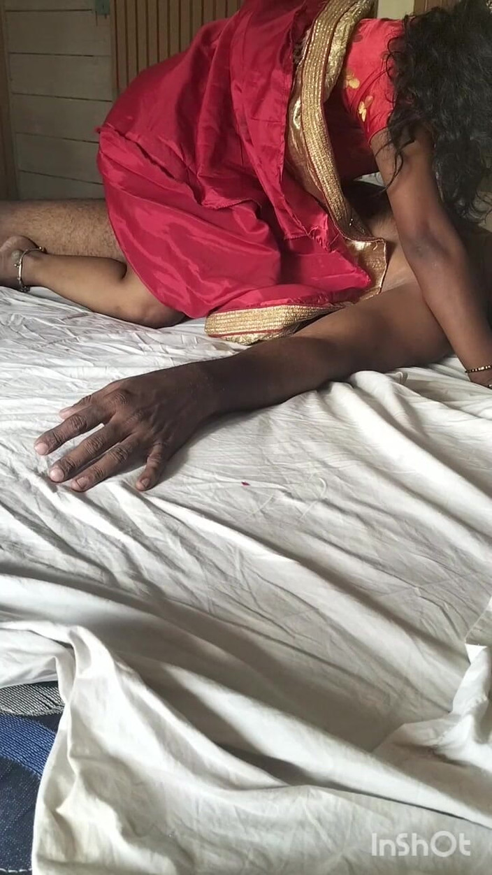 Funny couple porn studio: 타밀 소녀 Blacmail 그들의 집 사육사