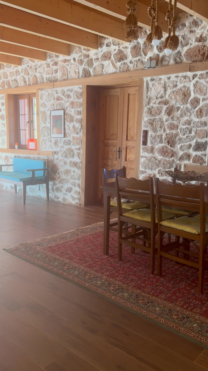 Yasmina Khan: Obrovský penis pro bujnou Indku Yasminu Khan