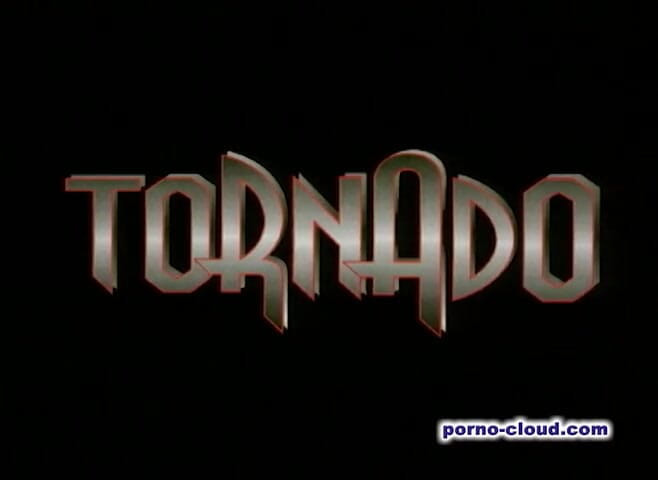 Porno Cloud: Fiesta de fisting de la abuela - DVD