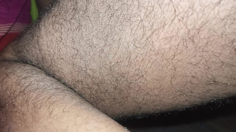 Thirsty pussy girl: Üvey kız ve teyzenin üçüncü videosu
