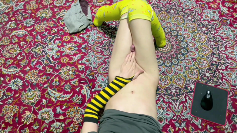 top femboy: Jovem estudante