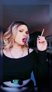 SLUT SMOKING - Made with Clipchamp.mp4