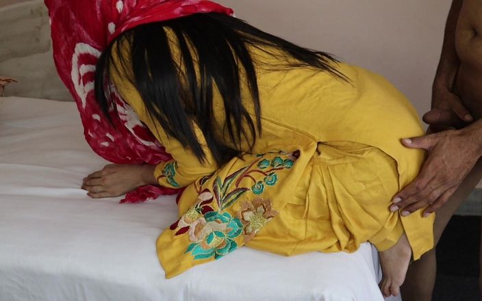 Desi filmy: Video lengkap ibu tiri lagi asik ngentot memeknya