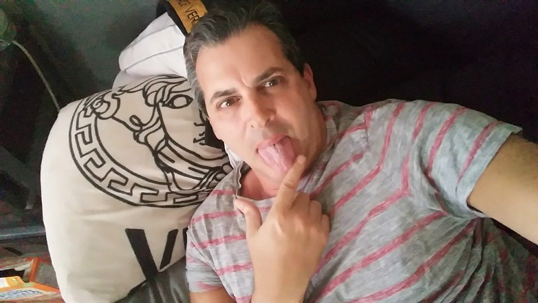 Cory Bernstein: 被骗的男性名人科里伯恩斯坦热辣的熟女指法菊花大量射精