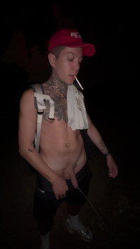 Harry_jen | Sexy Guy Smokes and Pisses