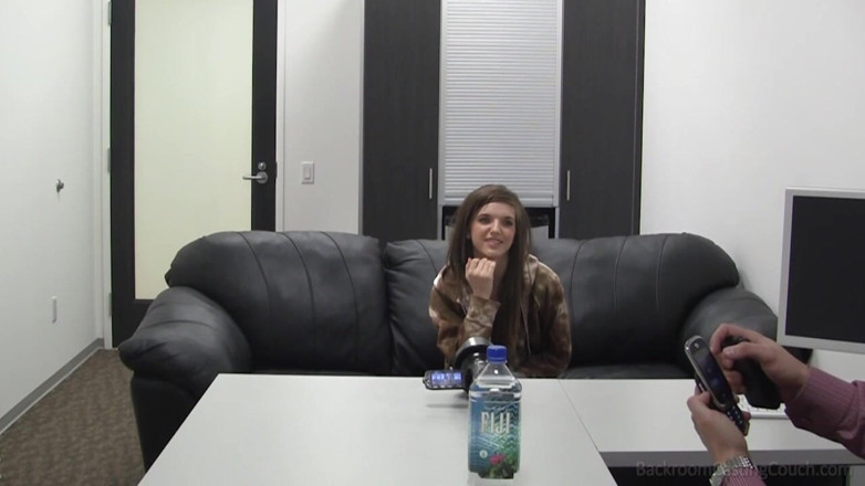 Backroom Casting Couch: Triatlón
