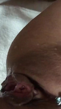 Squirt and Cum on Pussy