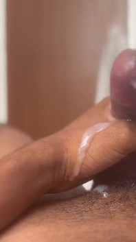 I Masturbate Standing up and Then Have a Cumshot on My Bed, My Big Cock Full of Milk, Saliva and Lubricant