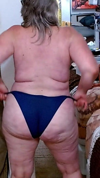 December 2025 pantyparade met in de hoofdrol hottie met het lichaam Dawnskye