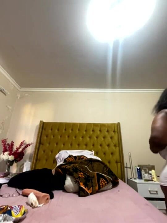 Legendary Booty Overdose: Awek montel gergasi striptis &amp; melancap