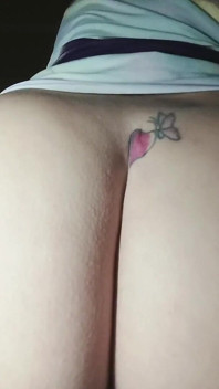 Dojście z dildo w cipce