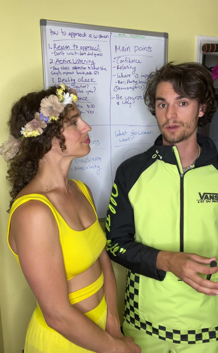 VibeWithMommy: 우리의 놀라운 팬 중 하나는 여자에게 접근하는 방법에 대한 비디오를 만들기 위해 우리에게 물었다! 그래서 이단 여성과 남성의 관점을 공유