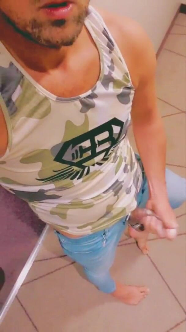 Slutboyben: Slutboyben cam4 hotelvloer exhibitionist