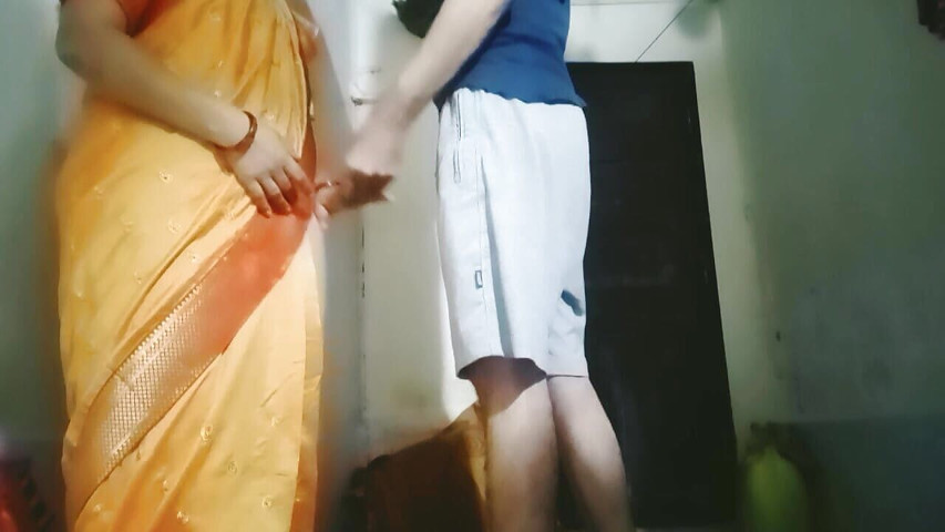 Desi bhabhi ke shath mast chudayi (Sagita sharm)