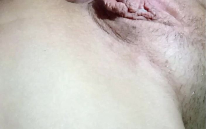 AgathhaA: Anal por primera vez