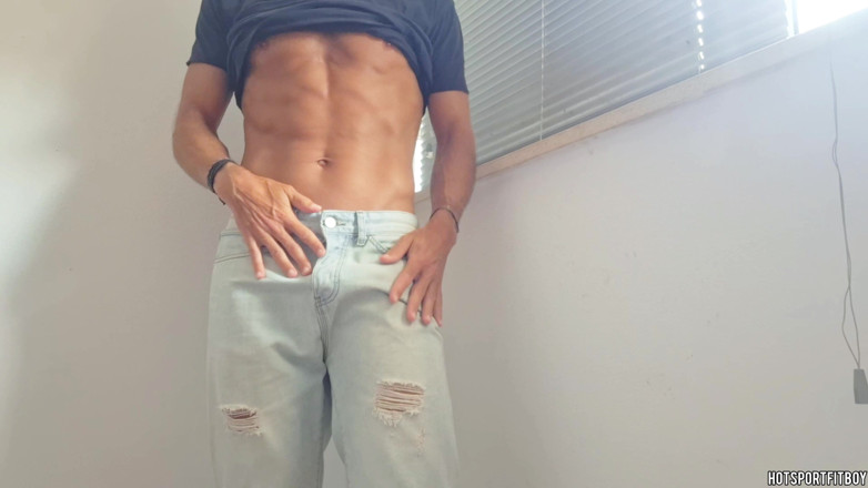 Hotsportfitboy: Rischioso si spoglia eccitata intensa masturbazione e gemiti mentre vengo...