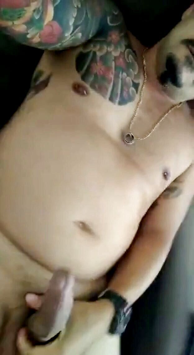 Xanvaskas: Eksibisme 9