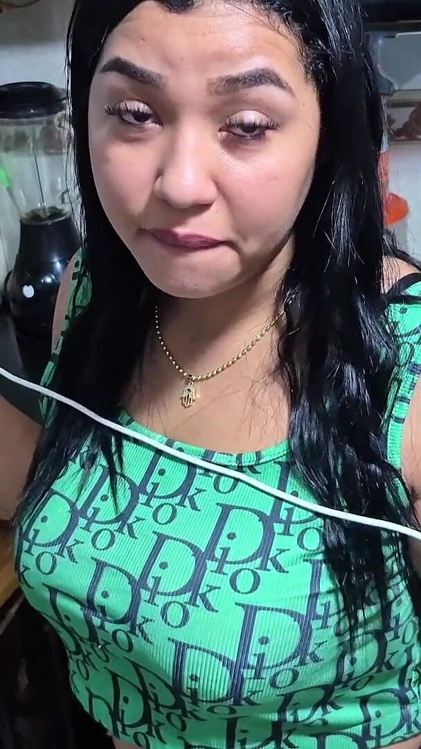 Keilimar Blowjob: Ini persis apa yang selalu saya inginkan: seorang wanita yang...