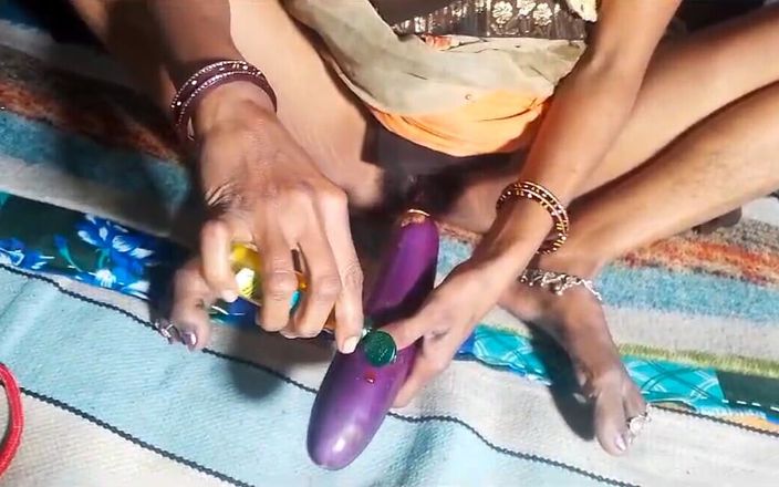 RadhaDevi: Desi Bhabhi pierwszy raz Brinjal przejebane wideo