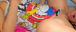 Crystal Foxxx: 看看我的继兄弟是如何用我湿润的阴户自慰的