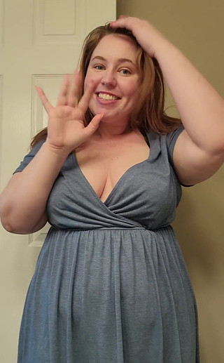 KinkyKatie: Regardez-vous si vous me voyiez en public cette robe ?